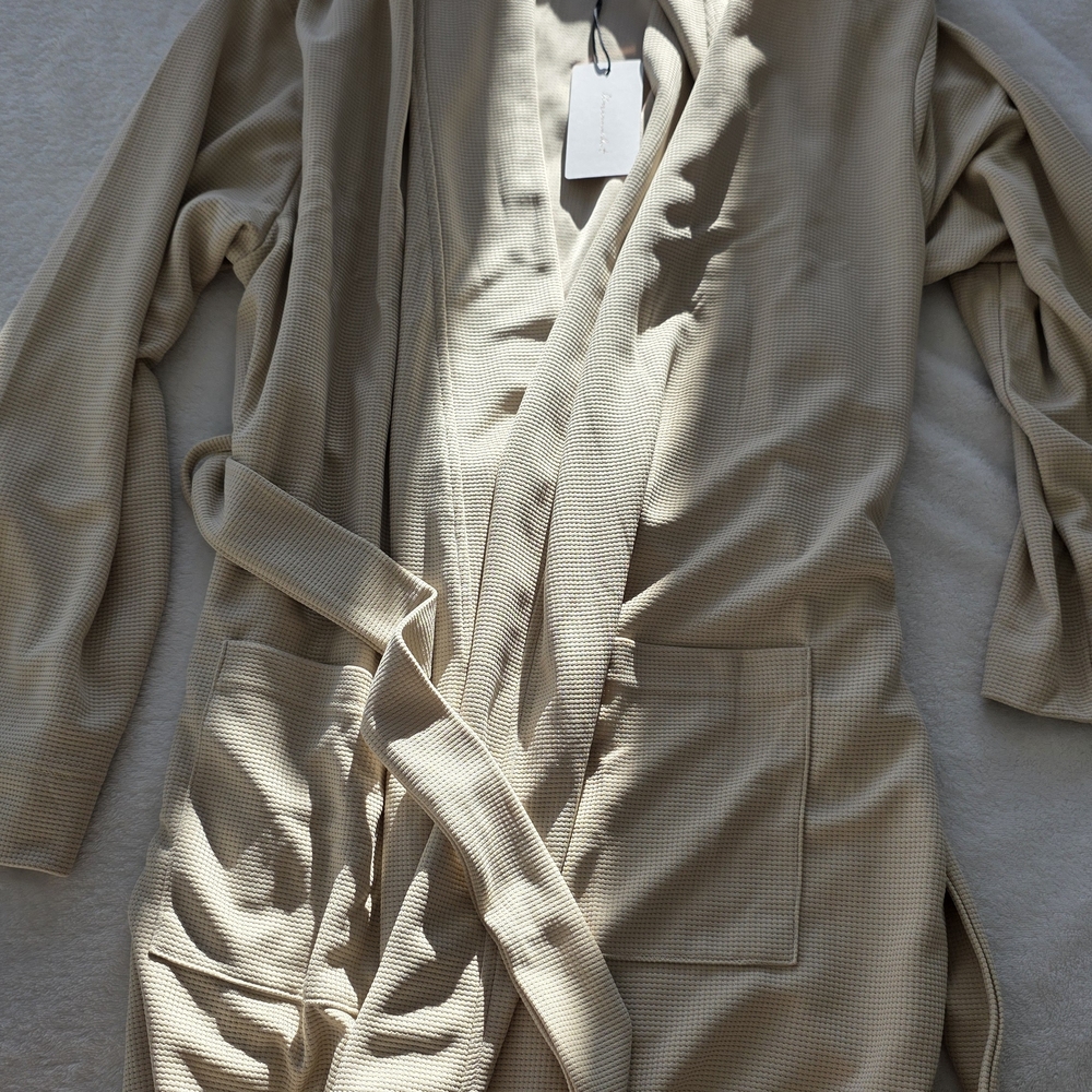 Line & Dot Tan Women's Robe
